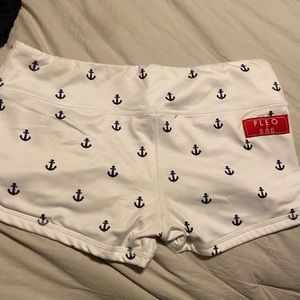 Fleo Sailor anchor shorts - size large
